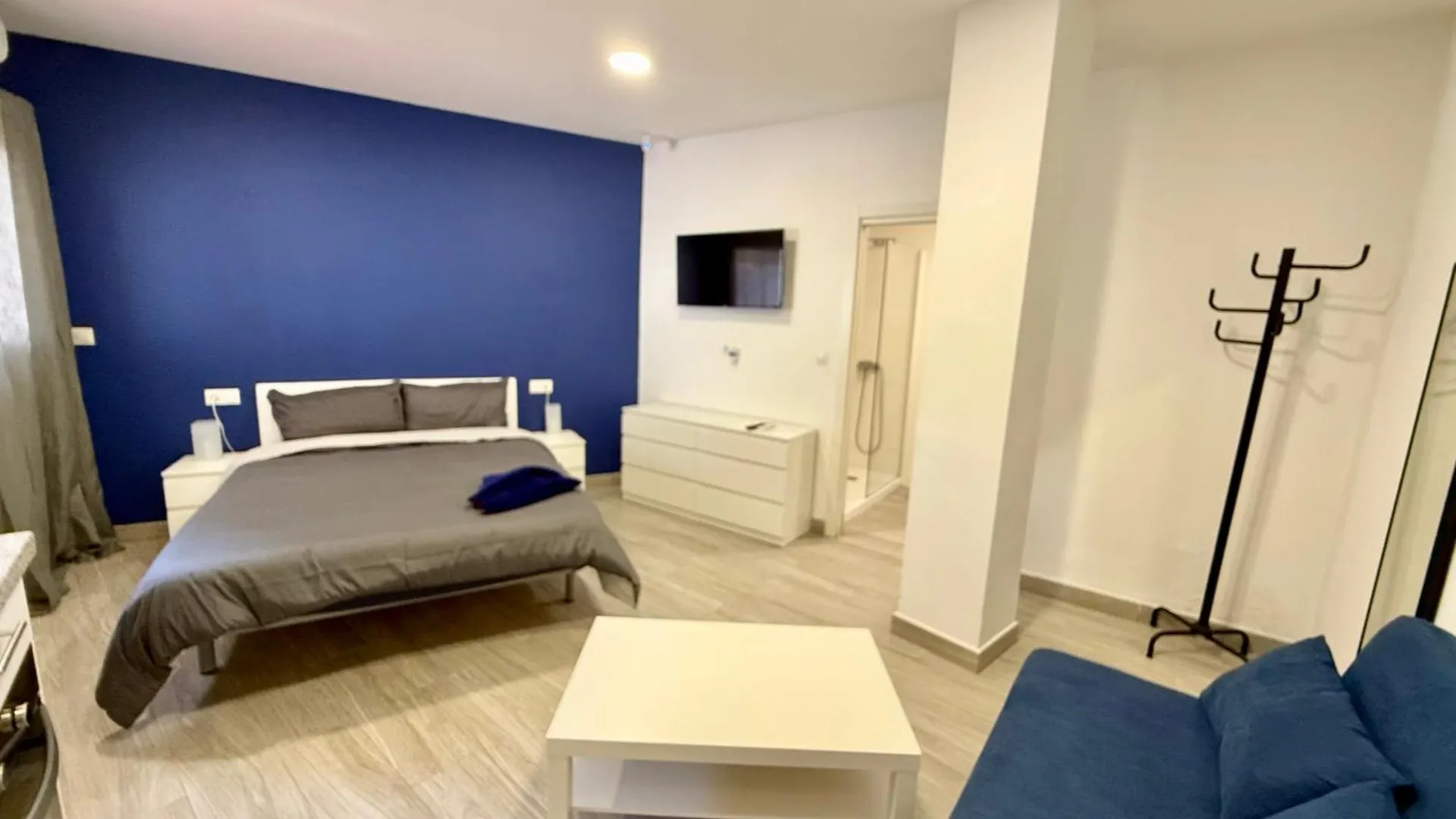Apartamento Con Cocina Americana En Marbella Elvira