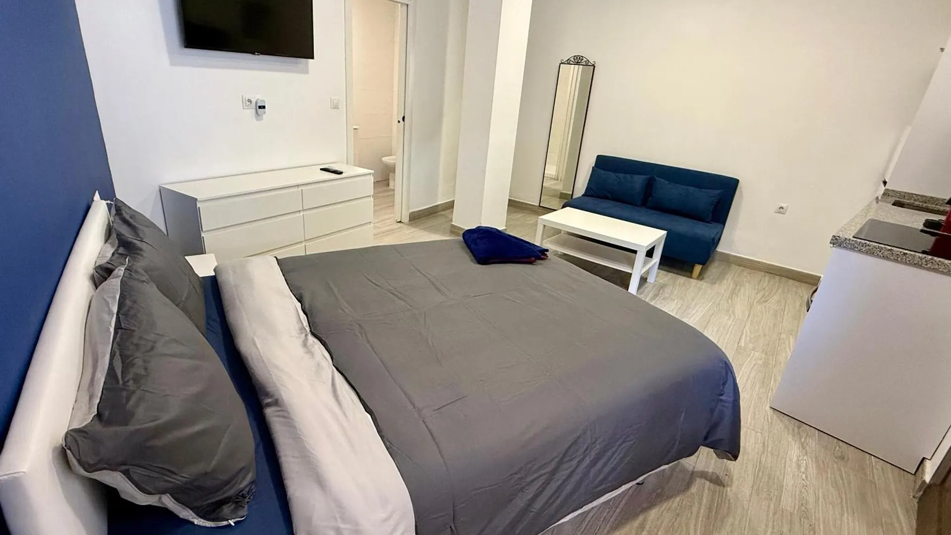 Apartamento Con Cocina Americana En Marbella Elvira Apartment